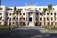 أبناؤنا وبناتنا الطلاب الجدد، أهلاً بكم في جامعة بنها.. بداية جديدة لمستقبل مليء بالنجاح